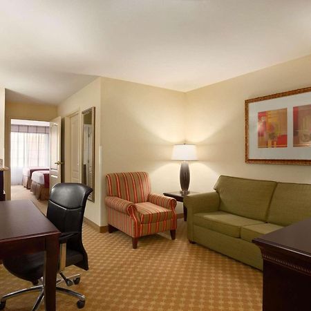 Country Inn & Suites By Radisson, Washington At Meadowlands, Pa 외부 사진